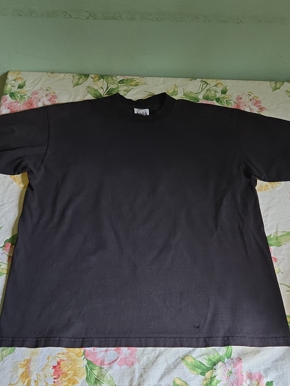 Men's Short Sleeve Black Crewneck Tee